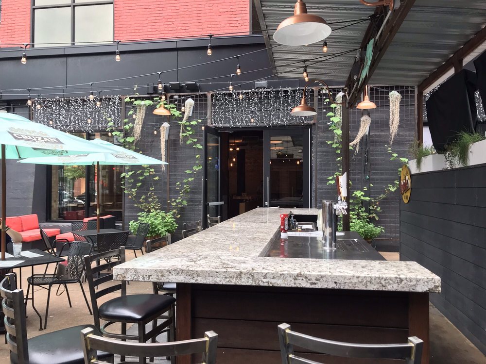 Grand Rapids patio bar counter